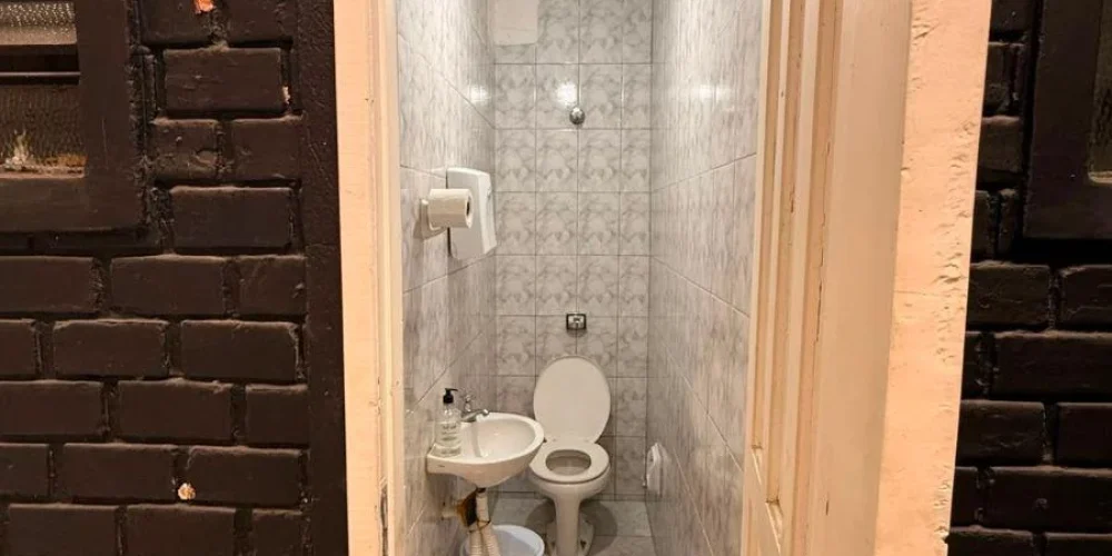 7057636570